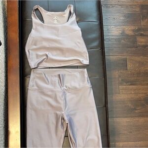 Apana Women's Taupe Leggings and Top Set